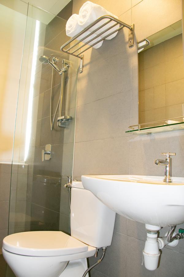Prince33 Hotel Johor Bahru Extérieur photo