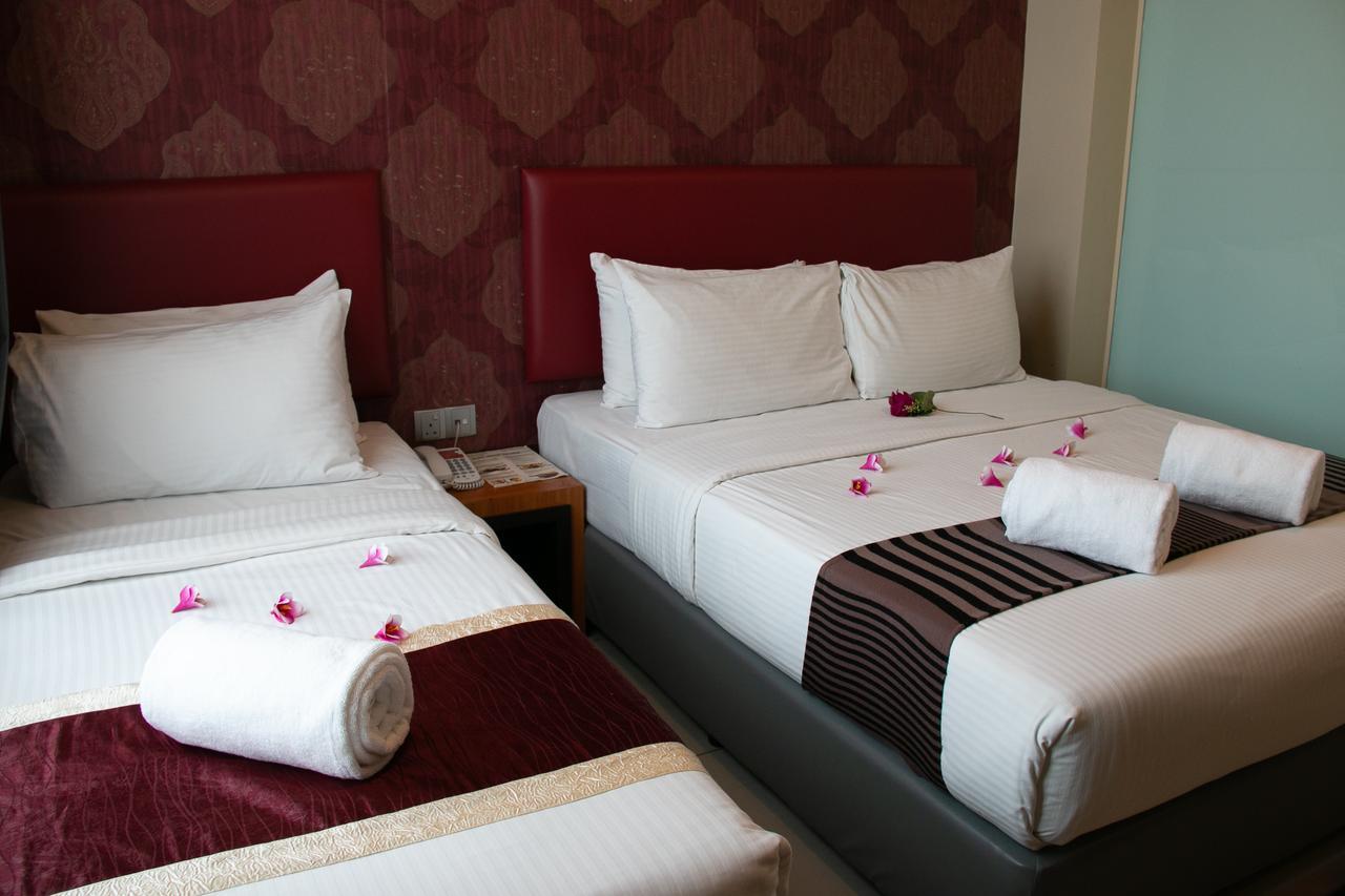 Prince33 Hotel Johor Bahru Extérieur photo