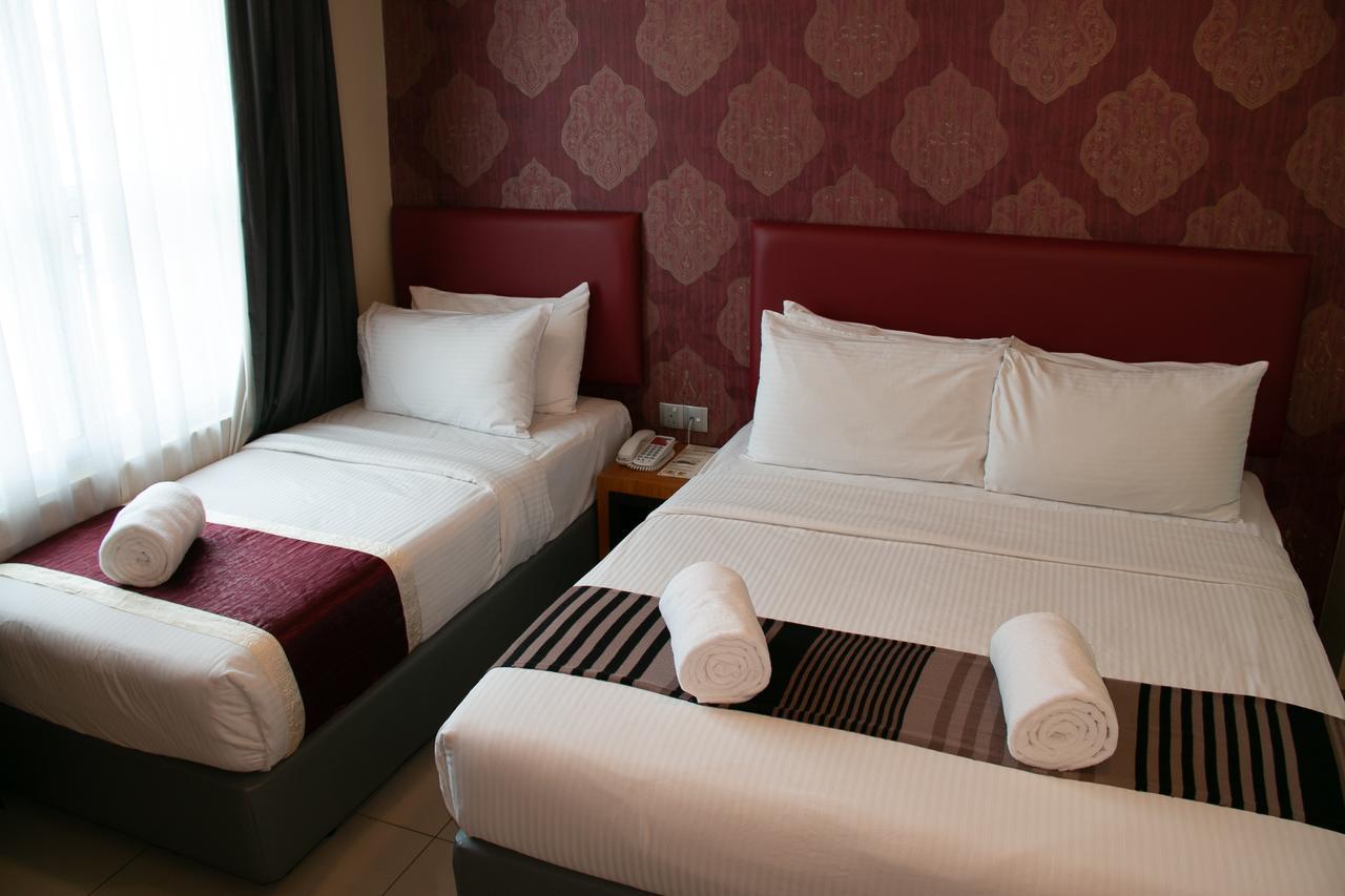 Prince33 Hotel Johor Bahru Extérieur photo