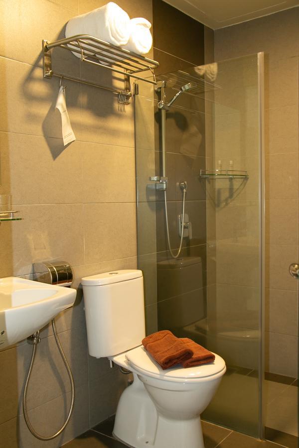 Prince33 Hotel Johor Bahru Extérieur photo